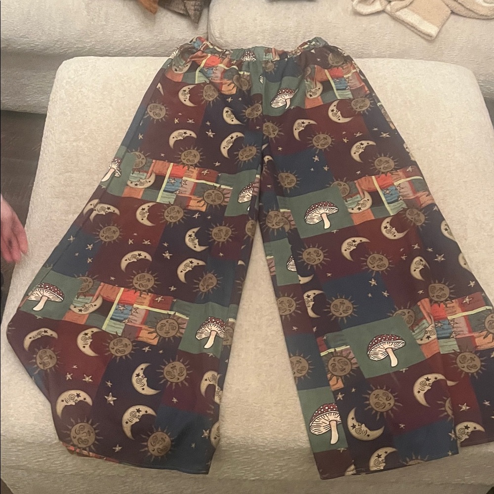 ROMWE Celestial and Mushroom Print Pants - Multicolor